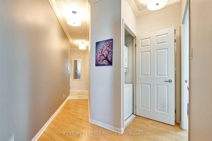 Photo de la propriété:  230 Queens Quay W 1016  ON M5J 1B5 