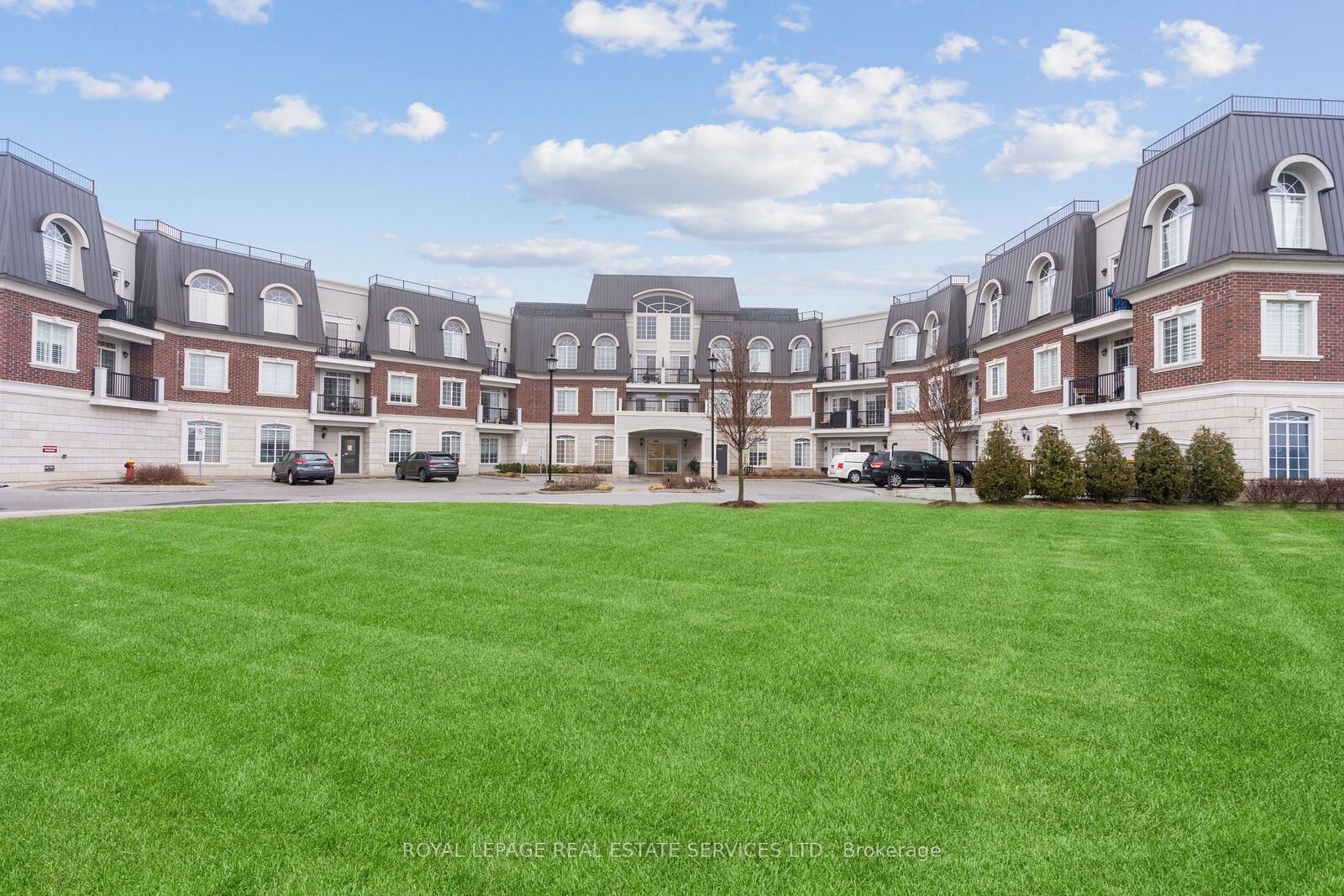 Photo de la propriété:  2300 Upper Middle Road 207  ON L6M 4G6 