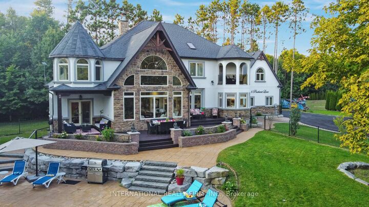 Property Photo: 6 Pinehurst Lane ON L9X 0C7
