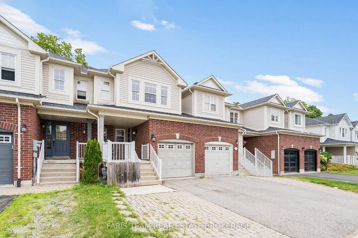 Property Photo: 57 Winchester Terrace ON L4M 0C8