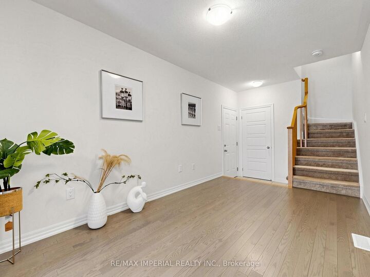 Property Photo: 108 Bravo Lane ON L3X 0L3