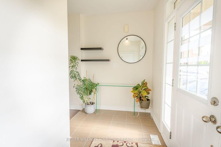 Property Photo:  8 Teaberry Terrace  ON L6Y 0Y1 