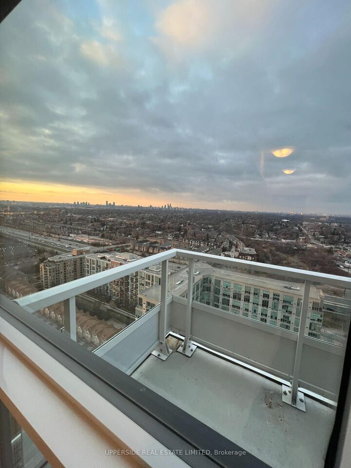 Property Photo: 251 Manitoba Street 2910 ON M8Y 4G9