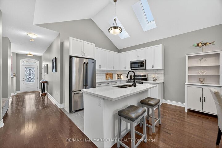 Property Photo:  63 Summerhill Drive  ON L9R 0S8 