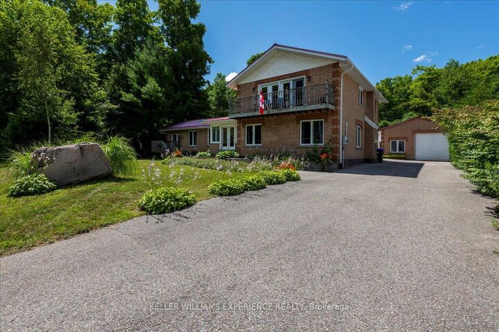 1512 Champlain Road — photo 1