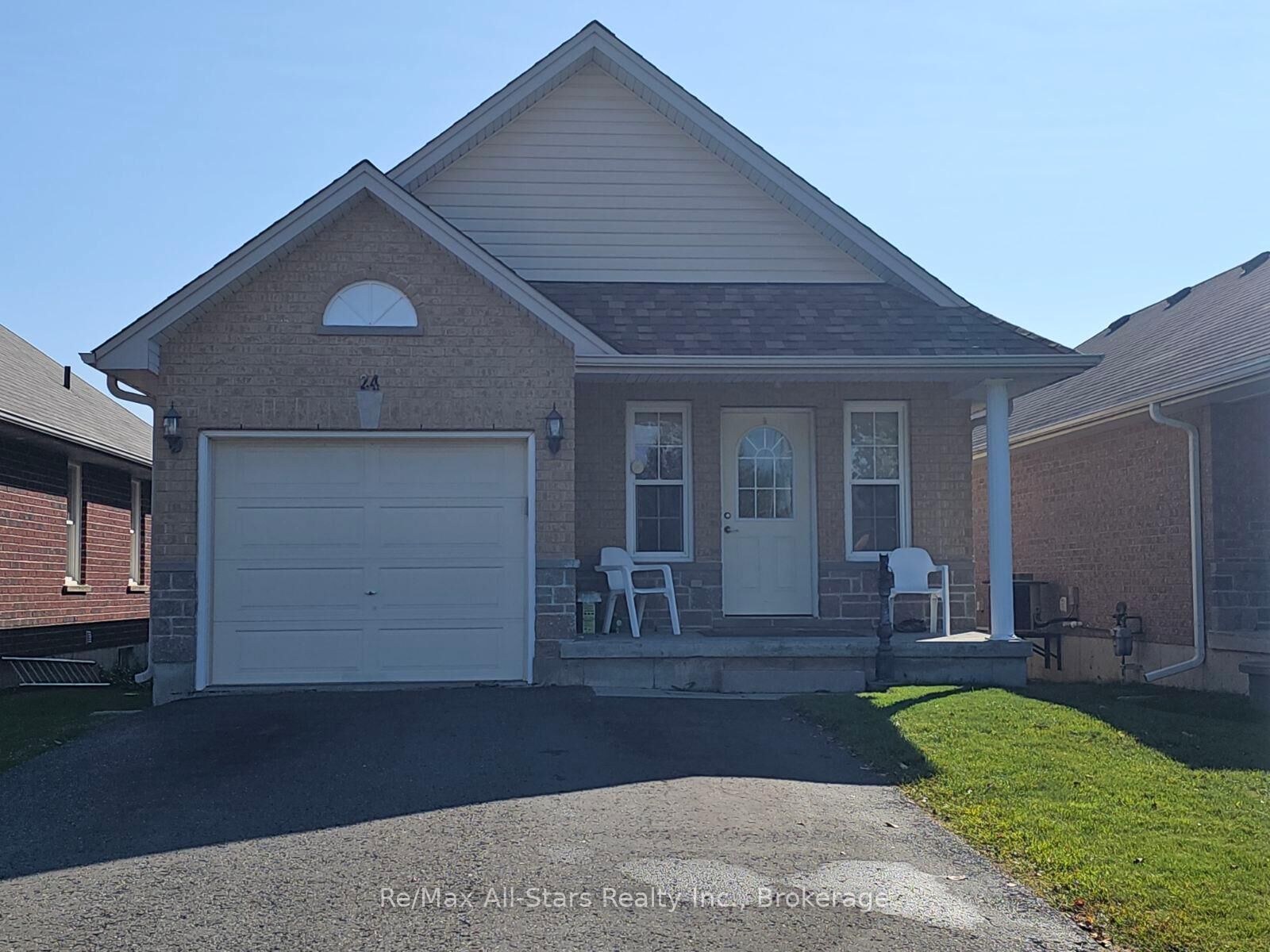 Property Photo:  24 Beall Street  ON K9V 6J6 