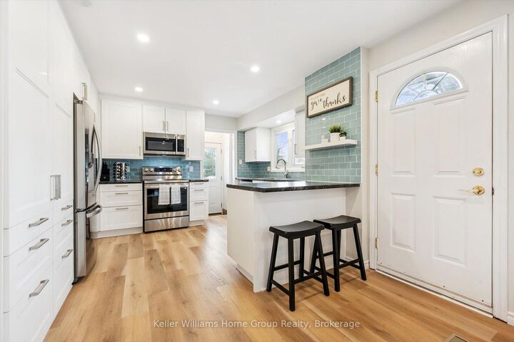 Property Photo: 23 Hastings Boulevard ON N1E 4G3