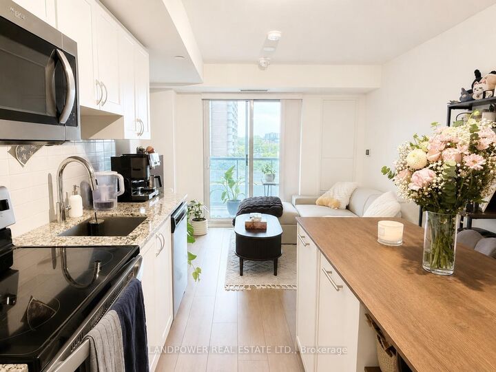 Property Photo: 10 Wilby Crescent 517 ON M9N 0B6