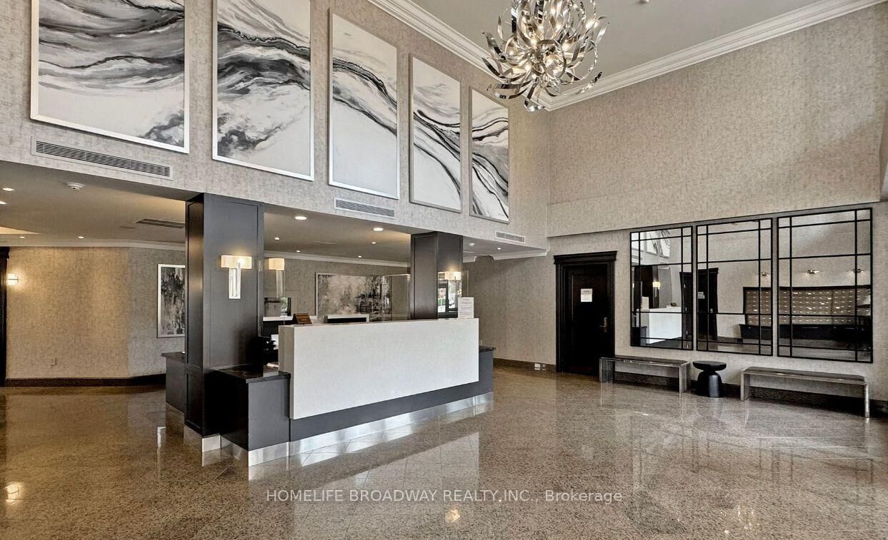 Property Photo: 2 Clairtrell Road 315 ON M2N 7H5