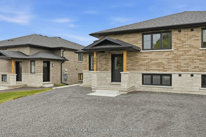 Property Photo: 90B Lywood Street Upper ON K0K 1K0
