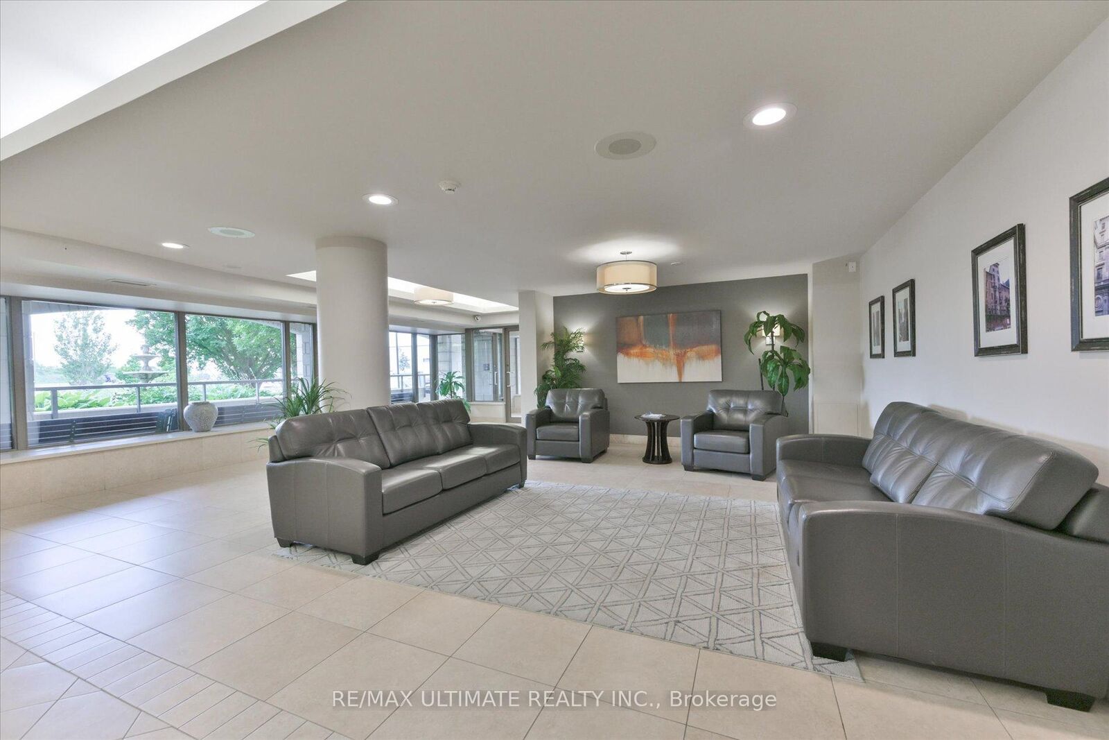 Property Photo: 2500 Rutherford Road 307 ON L4K 5N7