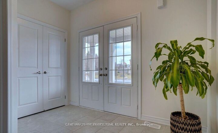 Property Photo: 1998 Grandview Street ON L1H 8L7