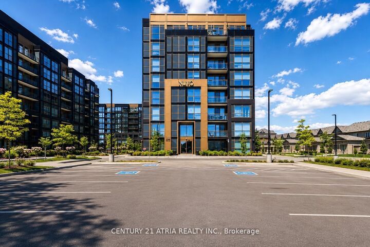 Property Photo:  2343 Khalsa Gate Ph811  ON L6M 5R6 