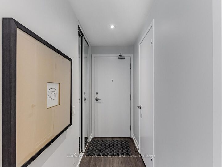 Property Photo: 898 Portage Parkway 1805 ON L4K 0J6