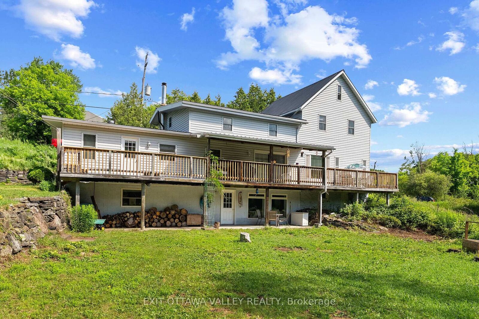 Property Photo: 162 Highway No. 28 N/A ON K0H 1L0
