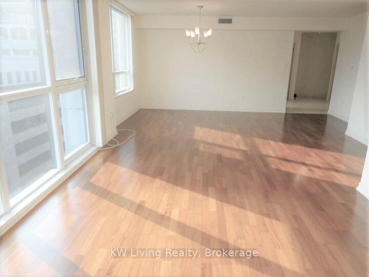 Photo de la propriété:  801 Bay Street 1506  ON M5S 1Y9 