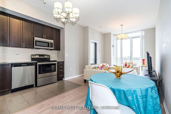 Property Photo: 830 Lawrence Avenue 803 ON M6A 0A2