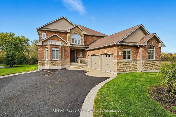 30 Hanover Court — photo 1