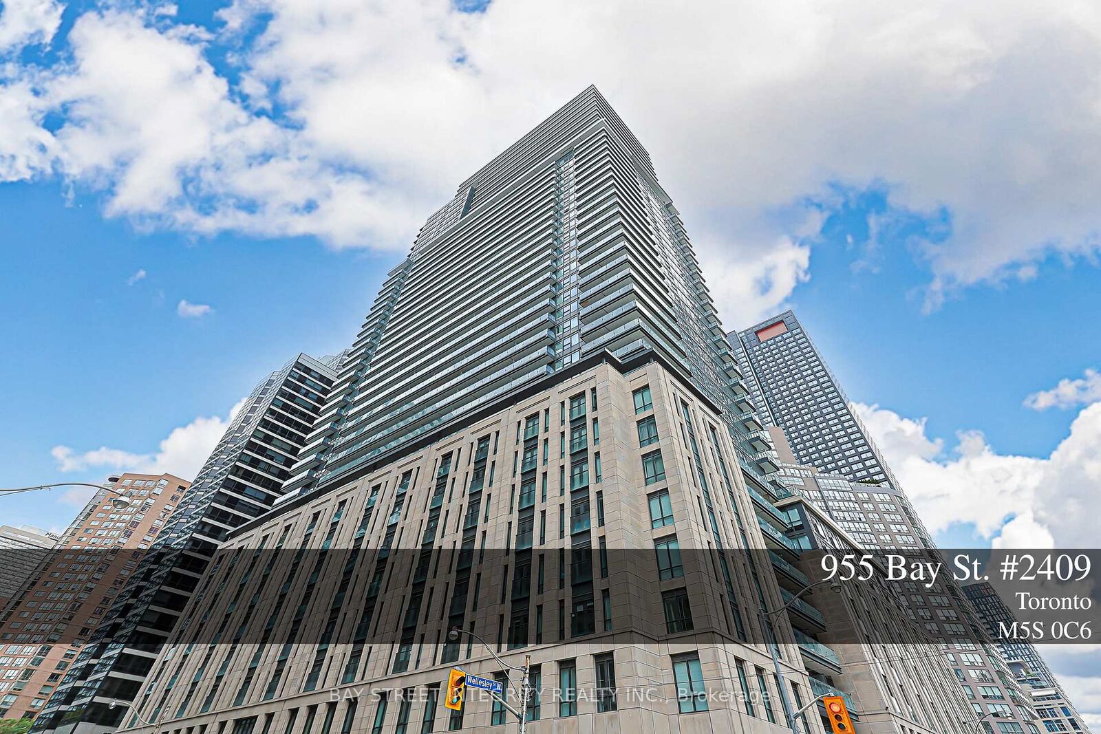Property Photo: 955 Bay Street 2409 ON M5S 0C6