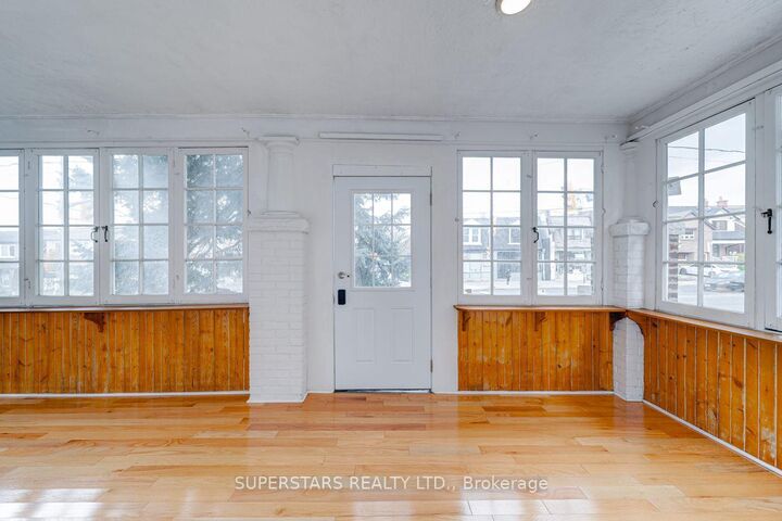 Property Photo:  1587 Dufferin Street W  ON M6H 3L5 
