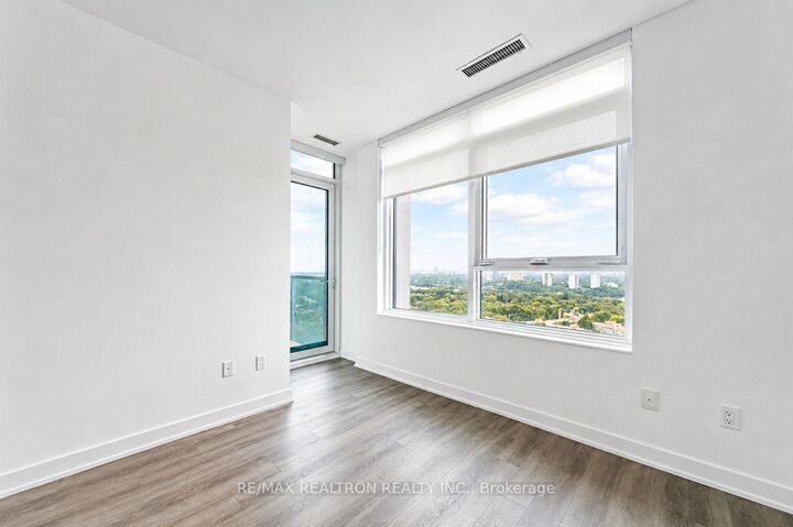 Property Photo:  609 Sherbourne Street 2608  ON M4X 0A4 