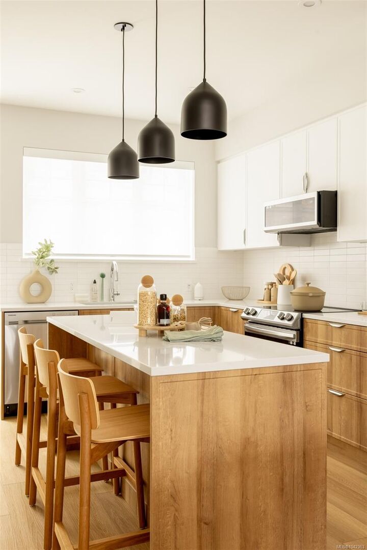 Property Photo: 3230 Glendale Pl #107 BC V9B 1Y2