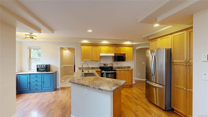 Property Photo: 1137 Yellowbrick Rd BC V9P 1K4