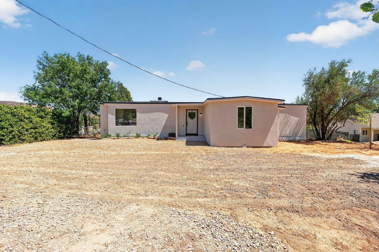 Property Photo: 330 N Main St UT 84746
