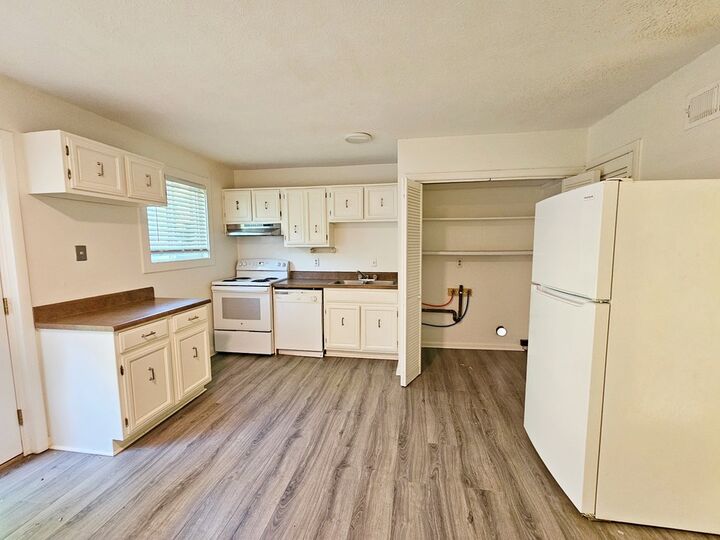 Property Photo:  2503 #4 Redwood Ct  GA 31707 