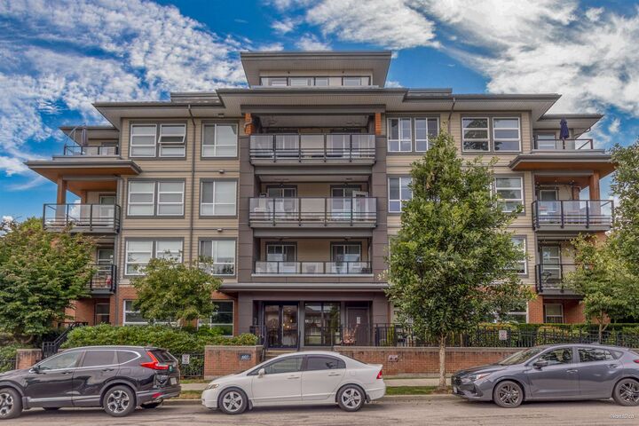 607 Cottonwood Avenue 104 — photo 1