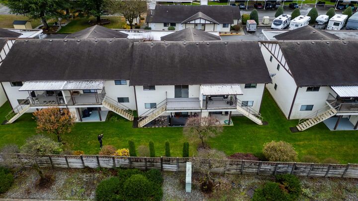 Property Photo: 32718 Garibaldi Drive 23 BC V2T 5T6