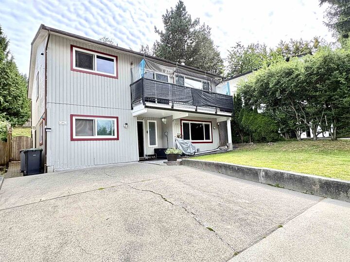 257 Angela Drive — photo 1