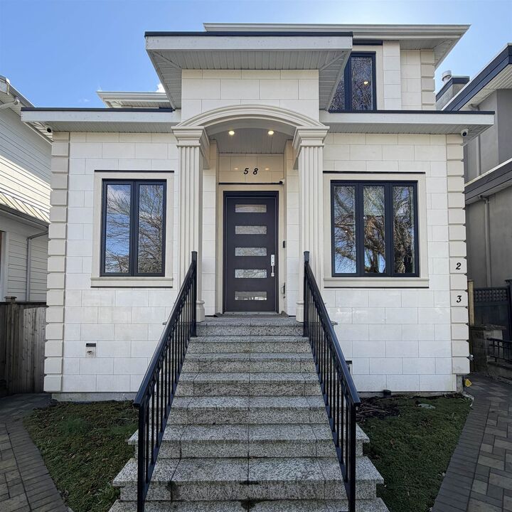 58 E 39th Avenue — photo 1