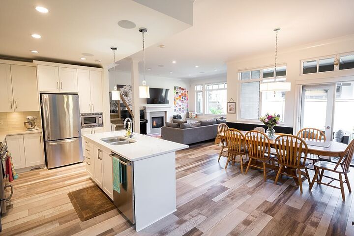 Property Photo: 1619 Maple Springs Lane BC V4M 0A7