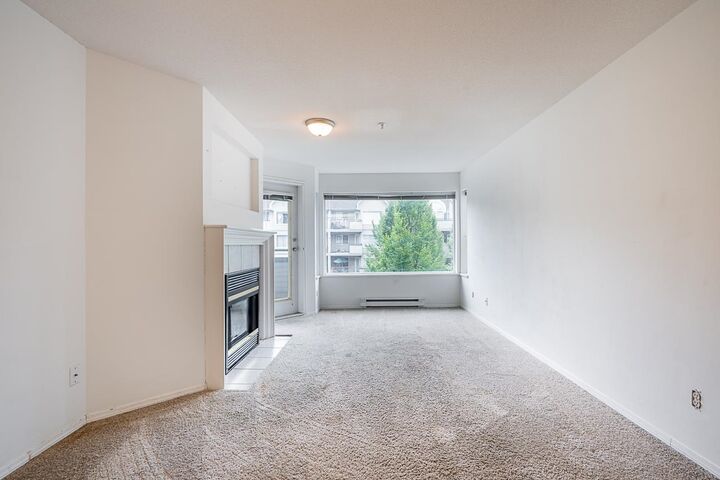 33708 King Road 314 — photo 1
