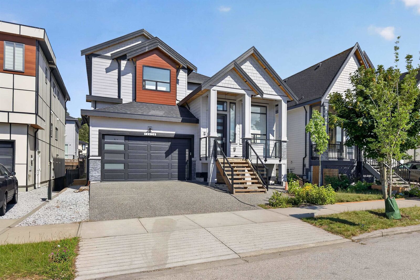 Property Photo: 10628 124 Street BC V3V 0E2