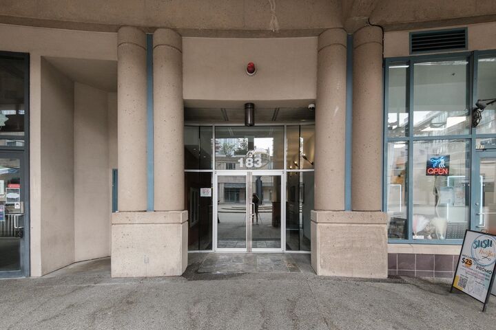 183 Keefer Place 804 — photo 1