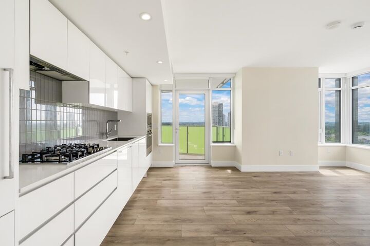 Property Photo: 10428 Whalley Boulevard 1804 BC V3T 0W2