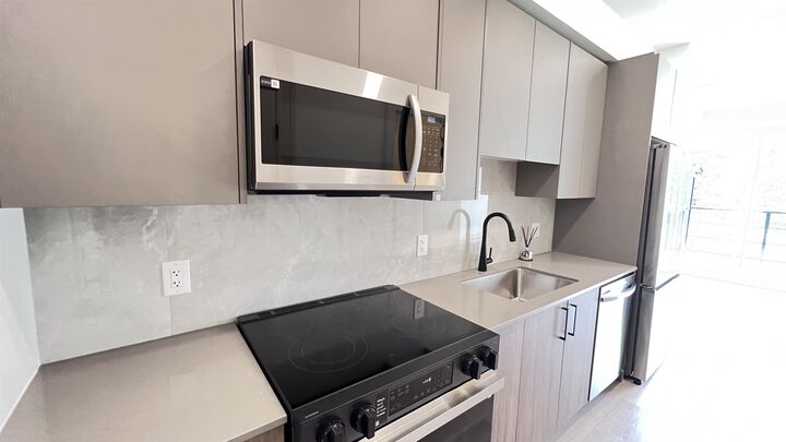 Property Photo:  10065 133 Street 501  BC V3T 3Y6 
