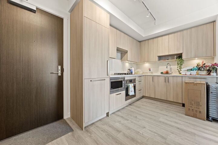 Property Photo:  13350 Central Avenue 914  BC V3T 0S1 