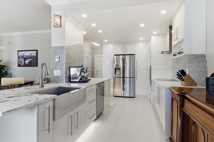 Property Photo: 1765 Martin Drive 208 BC V4A 9T6