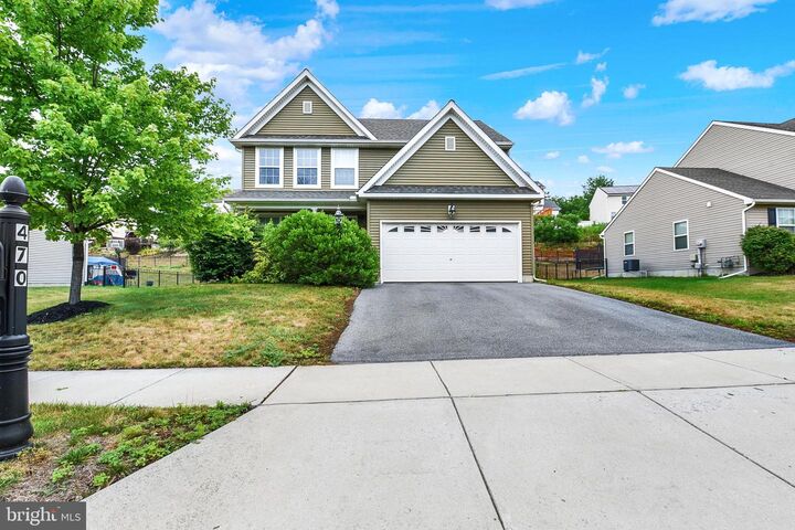 Property Photo:  470 Yale Street  PA 17111 