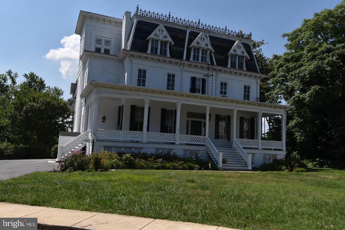 Property Photo:  10 Stanley Drive 10  MD 21228 