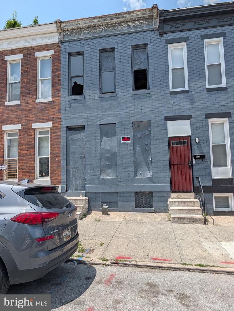 Property Photo:  602 N Payson Street N  MD 21217 