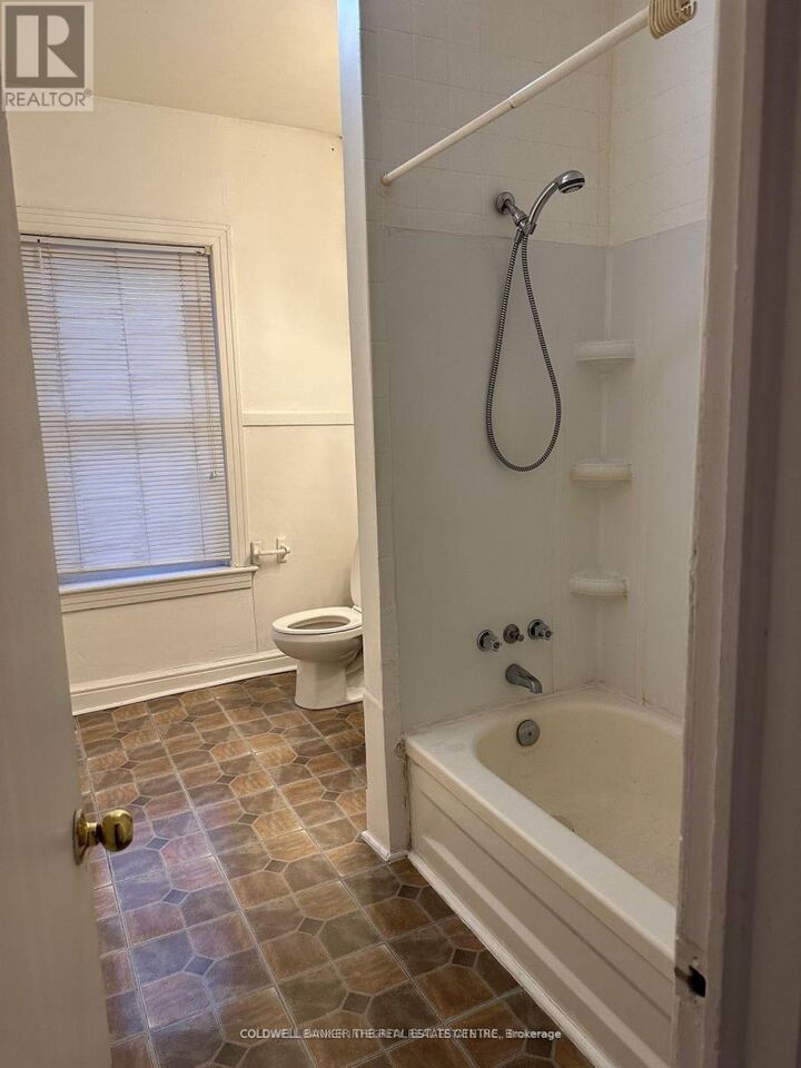 Property Photo:  17 Main Street South 17-2  ON L7J 1X2 