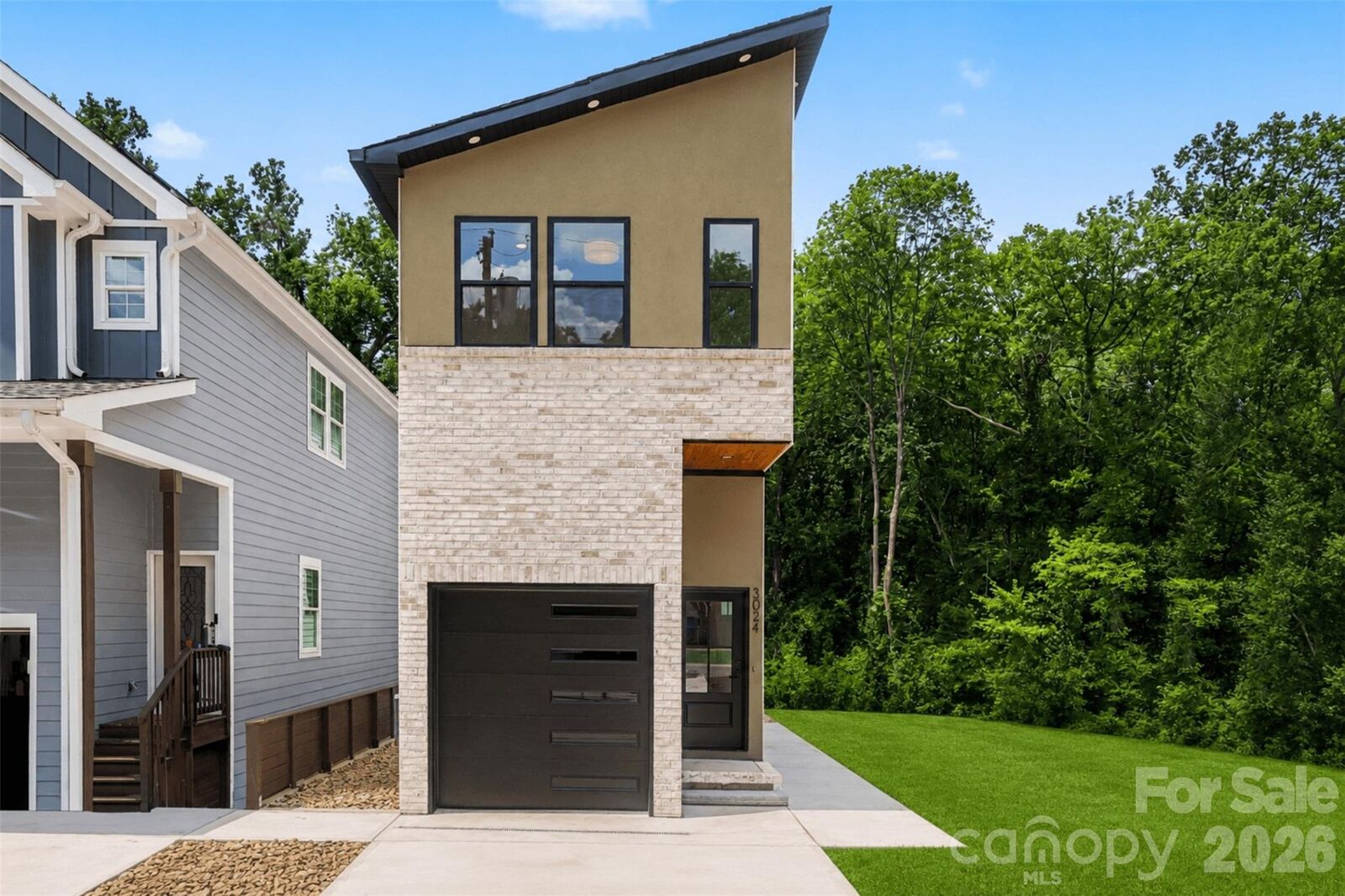 Property Photo:  3024 Walter Street  NC 28208 