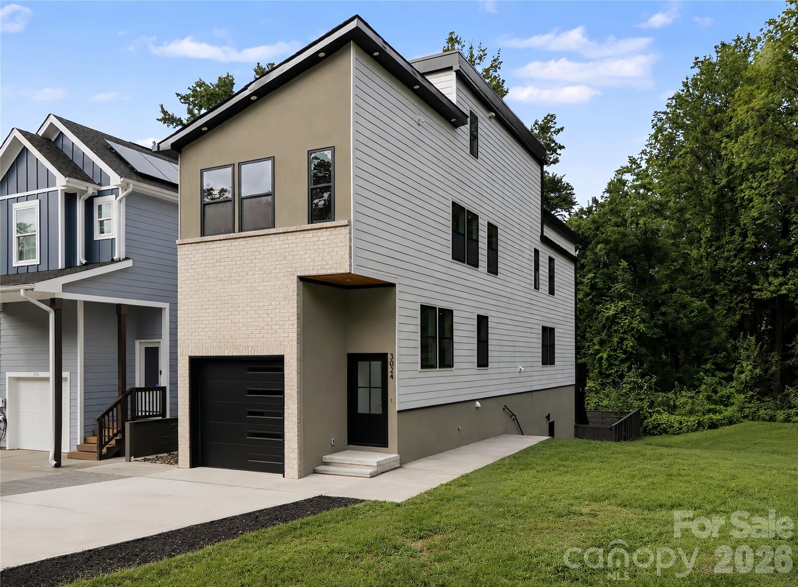 Property Photo:  3024 Walter Street  NC 28208 