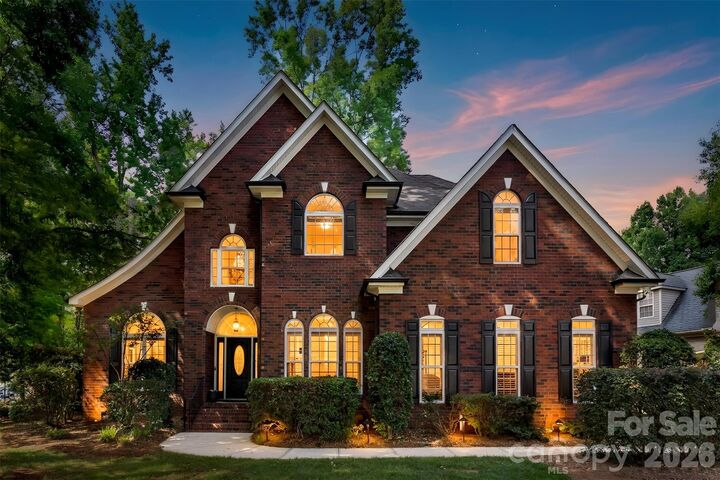 Property Photo: 1703 Caddy Court NC 28104
