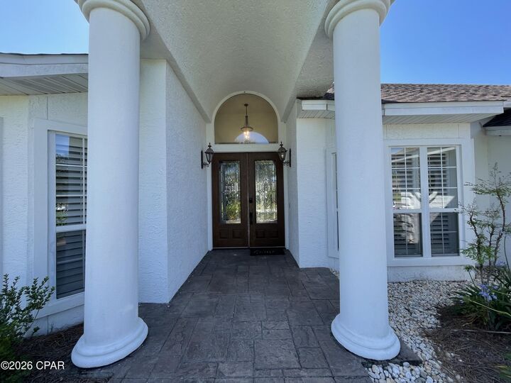 Property Photo: 102 Grove Isle Boulevard FL 32408