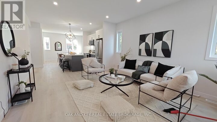 Property Photo: 1208 Fanshawe Park Road East 23 ON N5X 3Z8
